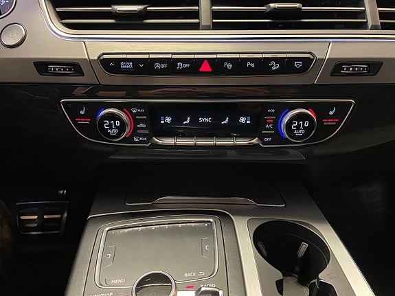 Audi Q7 13 of 29