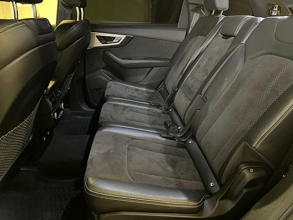Audi Q7 20 of 29