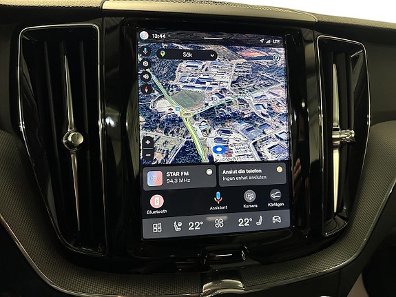 Volvo XC60 16 of 19