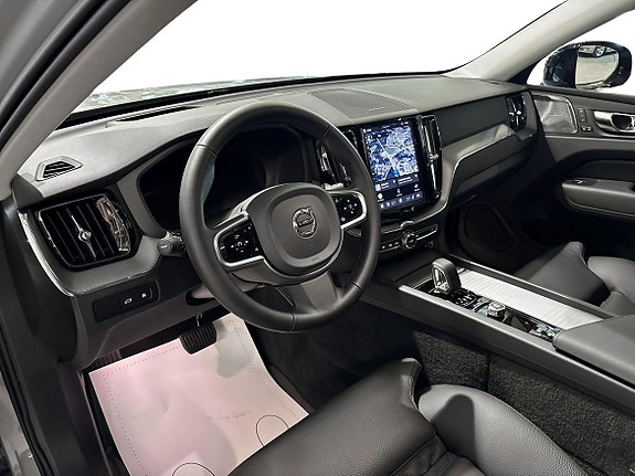 Volvo XC60 6 of 19
