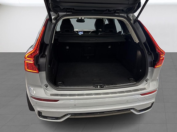 Volvo XC60 11 of 19