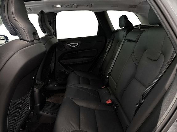 Volvo XC60 7 of 19