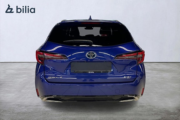 Toyota Corolla 5 of 21