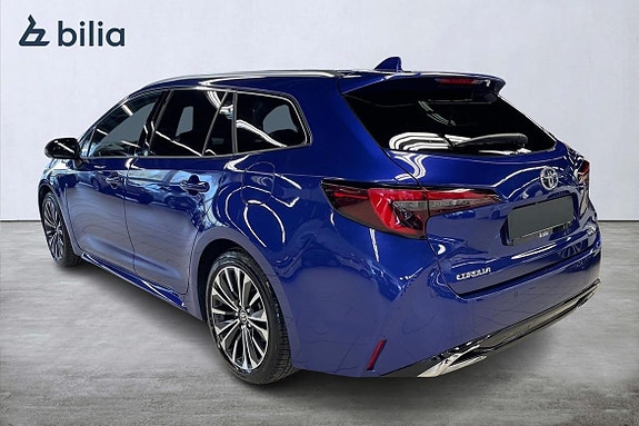 Toyota Corolla 2 of 21