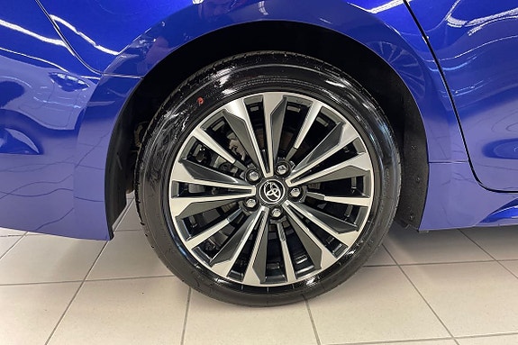 Toyota Corolla 17 of 21