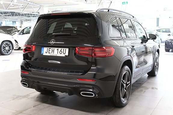 Mercedes-Benz GLB220 d 8 of 26