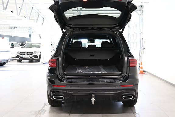 Mercedes-Benz GLB220 d 6 of 26