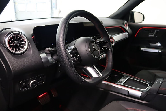 Mercedes-Benz GLB220 d 23 of 26