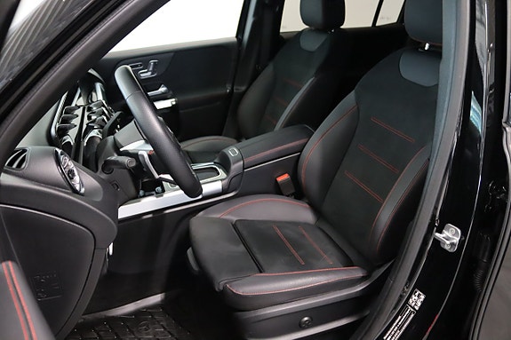 Mercedes-Benz GLB220 d 24 of 26