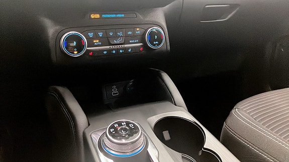 Ford Kuga 14 of 15