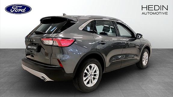 Ford Kuga 2 of 15