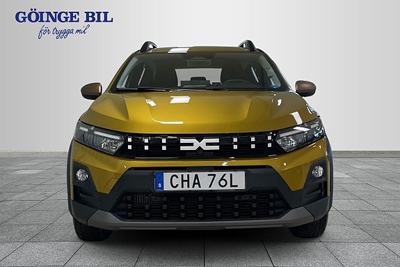 Dacia Sandero Stepway 2 of 5