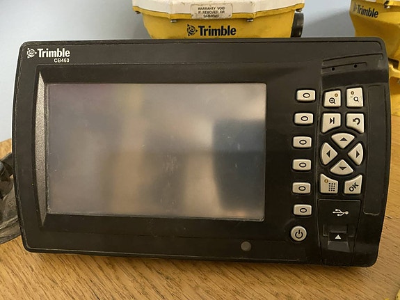 Trimble GCS900 Skärm CB460 och antenner