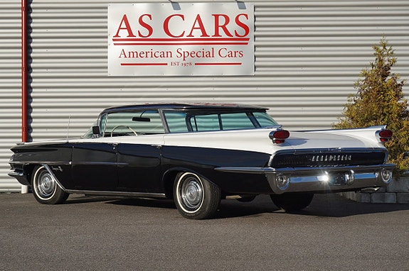 Oldsmobile 88 5 of 27