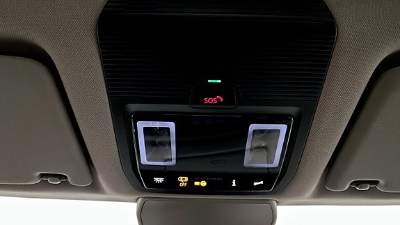 Volkswagen Multivan 21 of 22