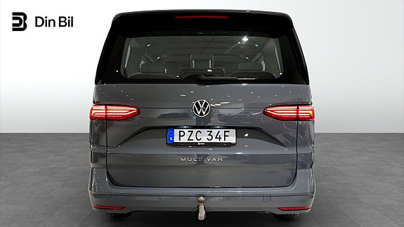 Volkswagen Multivan 5 of 5