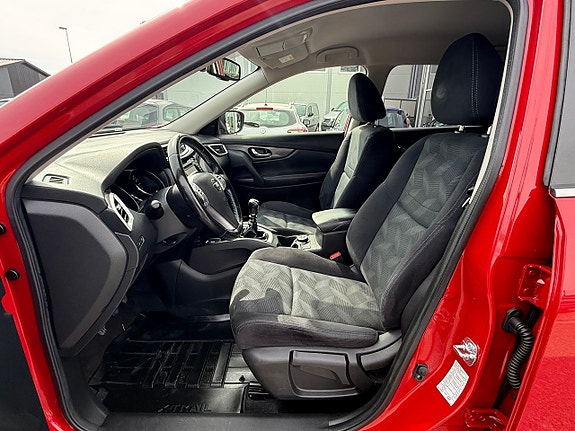 Nissan X-Trail 8 of 24