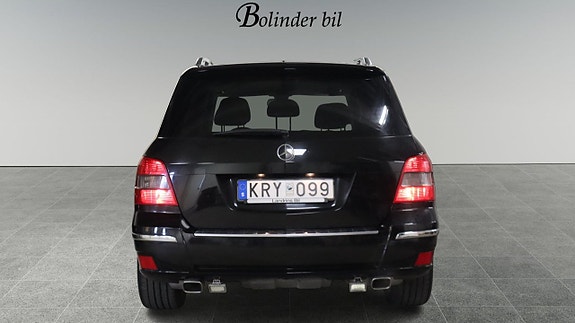 Mercedes-Benz GLK220 5 of 5