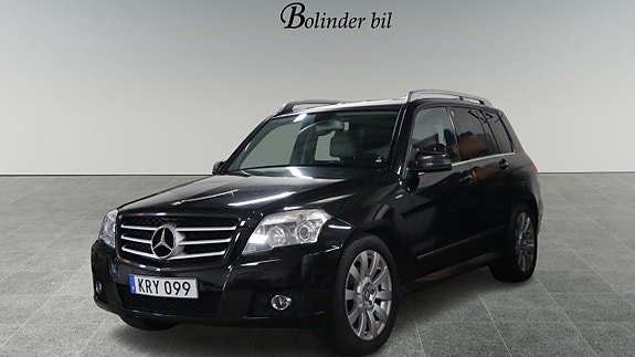 Mercedes-Benz GLK220 3 of 5
