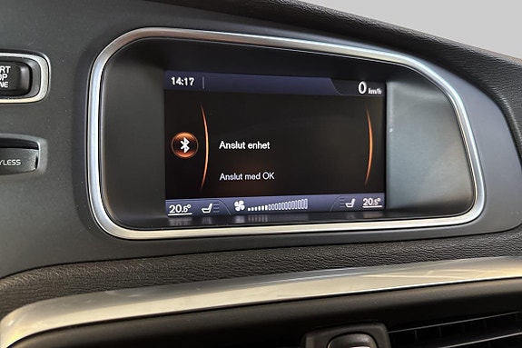 Volvo V40 17 of 18