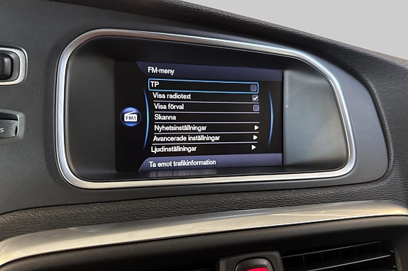 Volvo V40 16 of 18