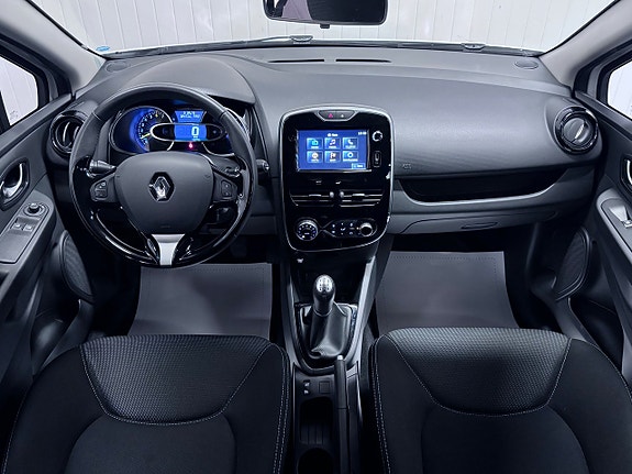 Renault Clio 9 of 27