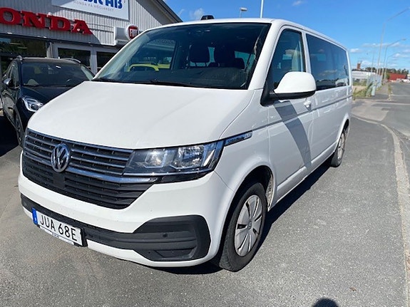 Volkswagen Caravelle 4 of 5