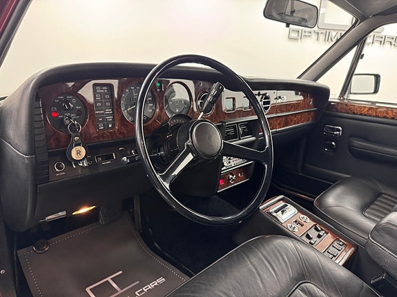 Rolls Royce Silver Spur 24 of 25