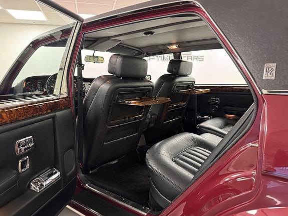 Rolls Royce Silver Spur 14 of 25