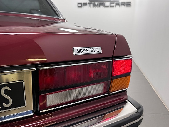 Rolls Royce Silver Spur 17 of 25