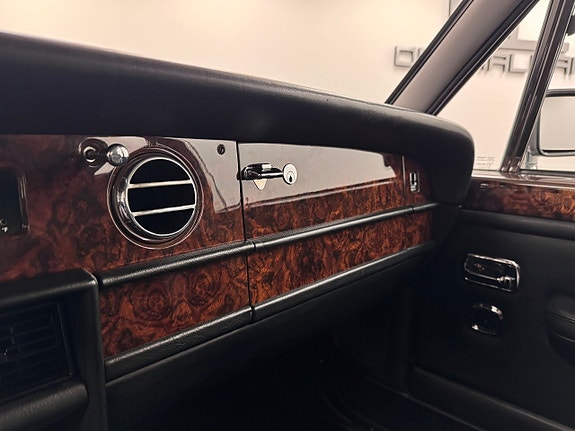 Rolls Royce Silver Spur 22 of 25