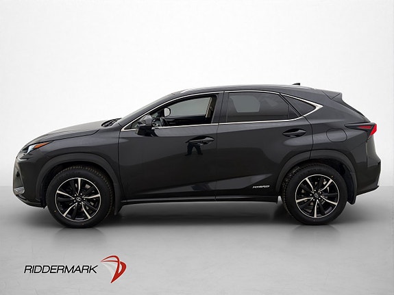 Lexus NX300h 4 of 5