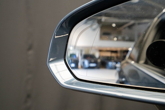 Volvo V90 21 of 27