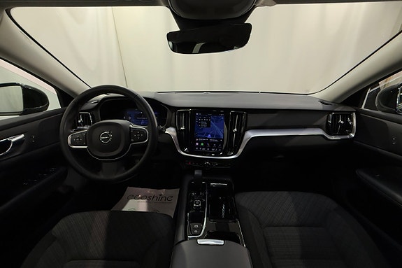 Volvo V60 11 of 24
