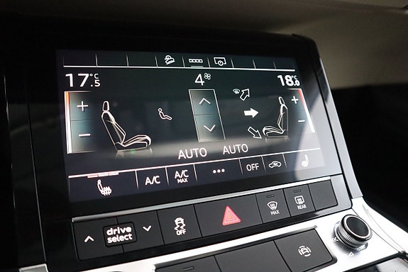 Audi e-tron 24 of 26
