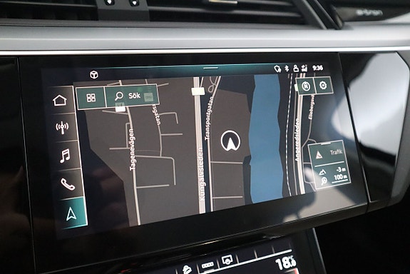 Audi e-tron 20 of 26