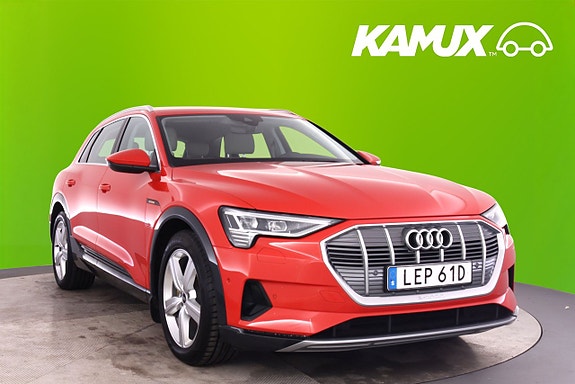 Audi e-tron 8 of 26