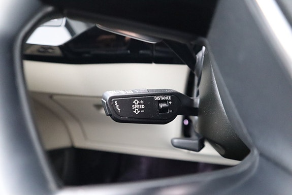 Audi e-tron 19 of 26