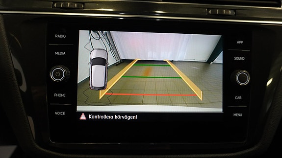 Volkswagen Tiguan Allspace 21 of 27