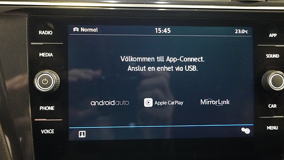 Volkswagen Tiguan Allspace 16 of 27