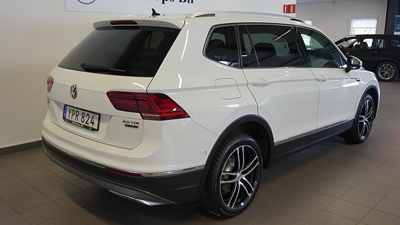 Volkswagen Tiguan Allspace 3 of 5