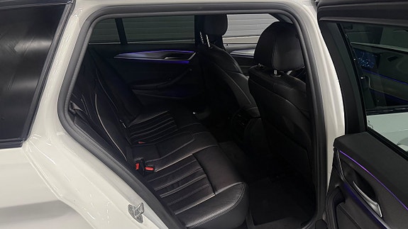 BMW 520d 13 of 28