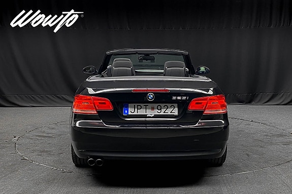 BMW 325i 8 of 21