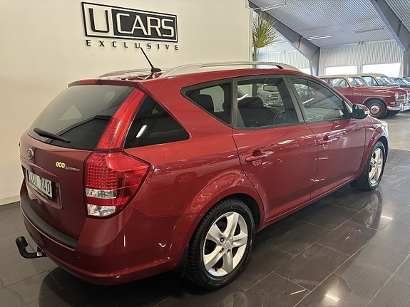 Kia Ceed 3 of 11