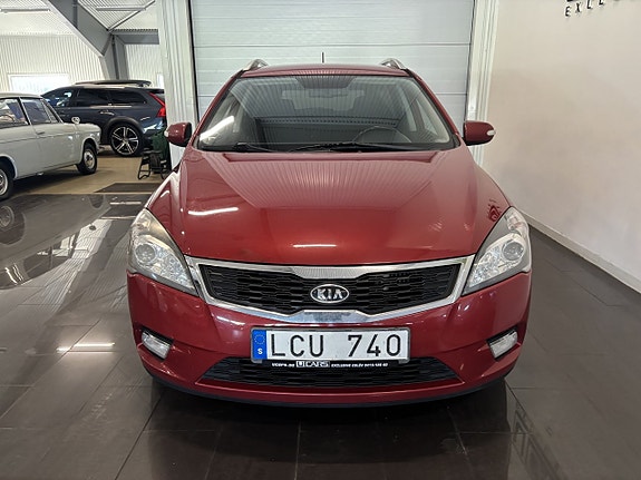 Kia Ceed 7 of 11