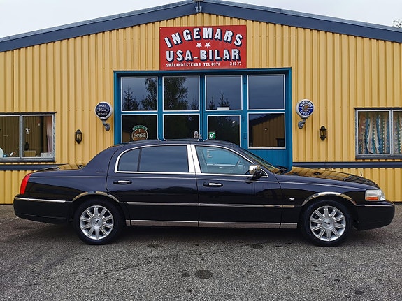 Lincoln Town Car