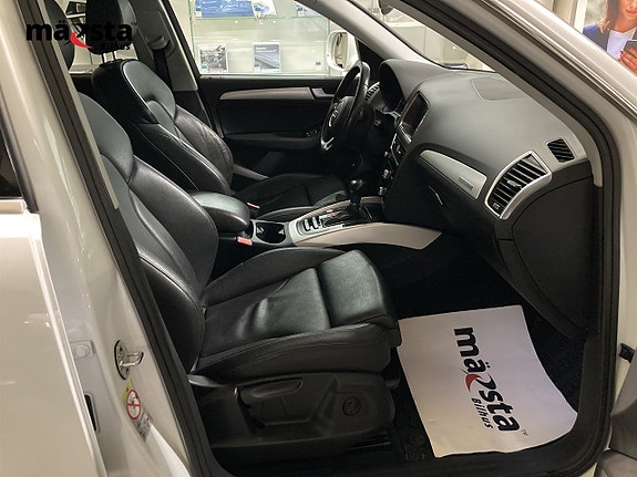Audi Q5 7 of 17