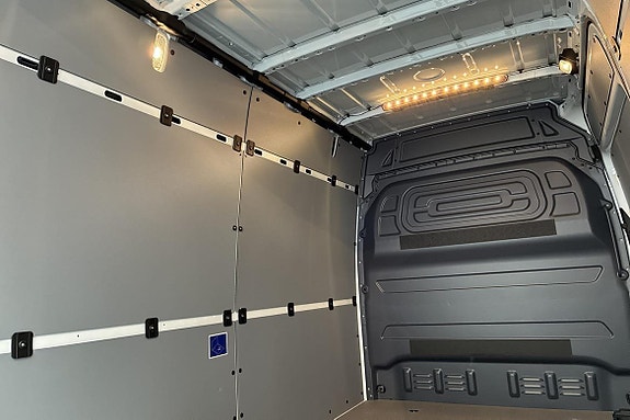 Mercedes-Benz Sprinter 317 18 of 21