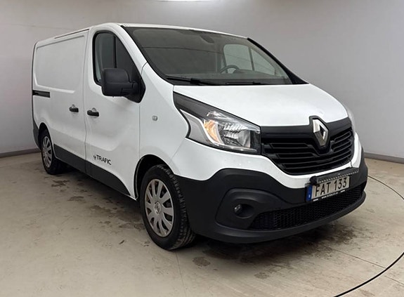 Renault Trafic 4 of 10
