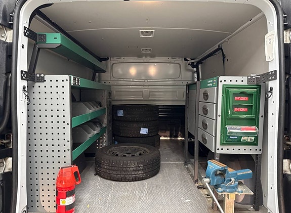 Renault Trafic 6 of 10